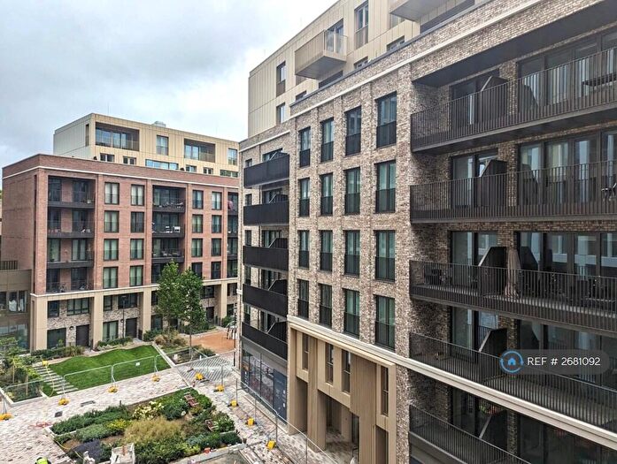 1 Bedroom Flat To Rent In Bouchon Point, London, E1