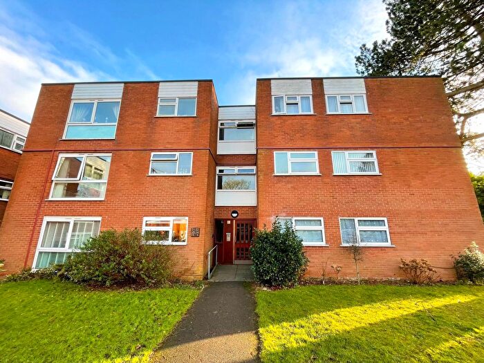 2 Bedroom Flat To Rent In Park Wood Court, Walsall Road, Four Oaks, Sutton Coldfield, B74