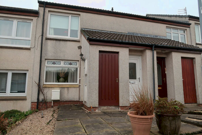 1 Bedroom Flat To Rent In Ryat Green, Newton Mearns, G77