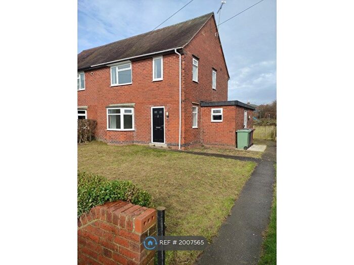 3 Bedroom Semi-Detached House To Rent In Rock Crescent, Clay Cross, Chesterfield, S45