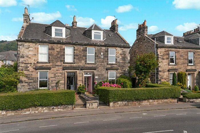 5 Bedroom Semi-Detached House For Sale In Kinghorn Road, Burntisland, Fife, KY3