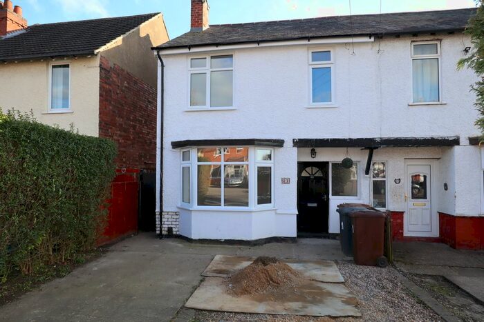3 Bedroom Semi-Detached House To Rent In Bristol Drive, Lincoln, LN6
