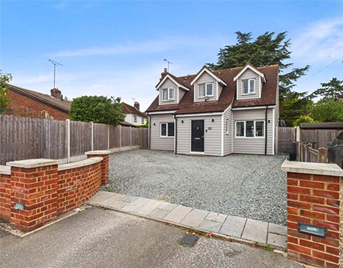 4 Bedroom Detached House For Sale In Dorset Avenue, Chelmsford, Essex, CM2