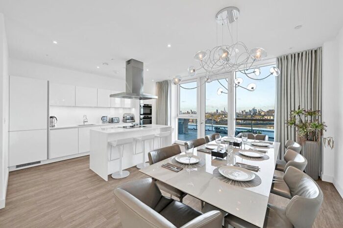 3 Bedroom Flat For Sale In Telegraph Avenue, Fiador Apartments, SE10