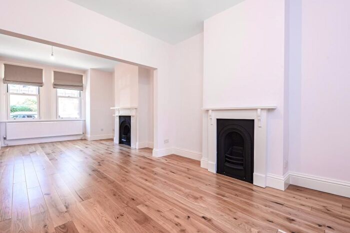 5 Bedroom Terraced House To Rent In Dancer Road, Richmond, TW9