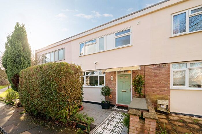 3 Bedroom Property For Sale In Redgate Terrace, Putney Hill, SW15