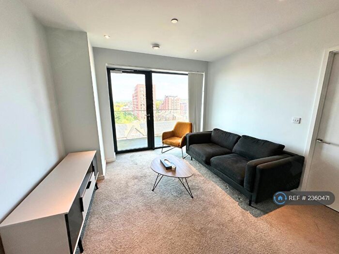 2 Bedroom Flat To Rent In Block B, Salford, M3