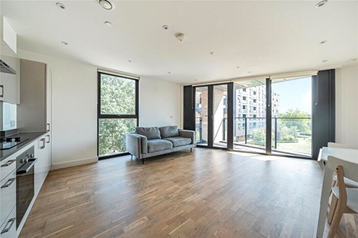 2 Bedroom Apartment To Rent In Burgess Springs, Chelmsford, CM1