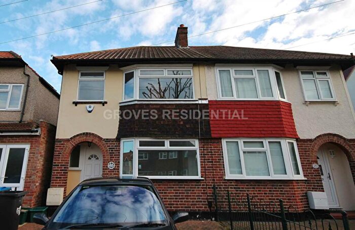 4 Bedroom Semi-Detached House To Rent In South Park Grove, New Malden, KT3