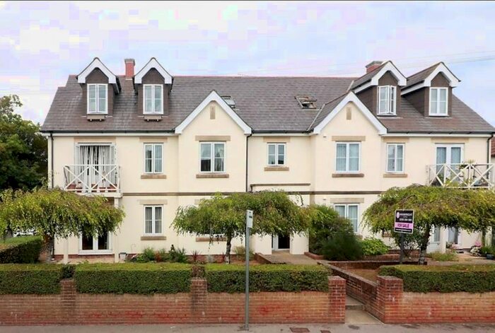 2 Bedroom Flat To Rent In Station Road, Hayling Island, PO11