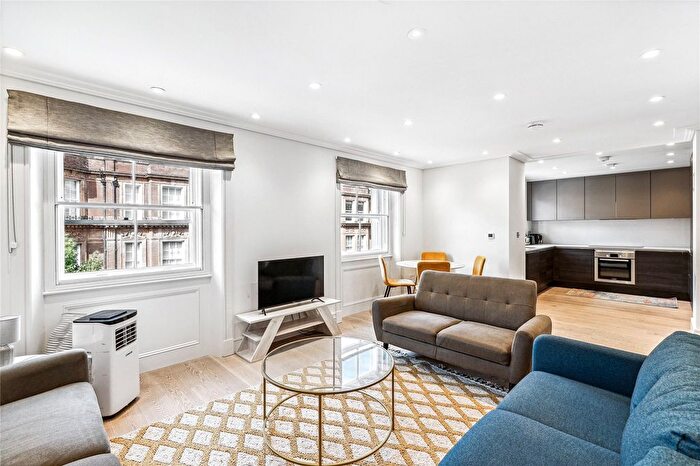 3 Bedroom Flat To Rent In North Audley Street, London, W1K