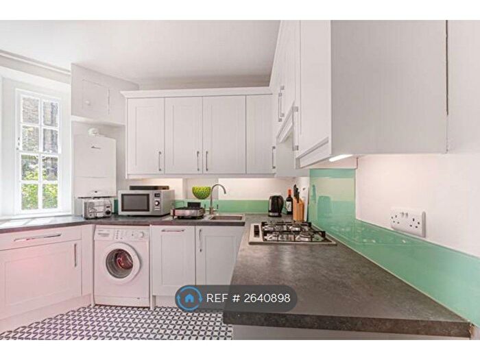 1 Bedroom Flat To Rent In Vale Court, London, SW3