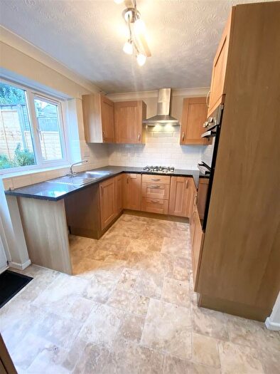 2 Bedroom End Of Terrace House To Rent In Mallet Road, Ivybridge, PL21