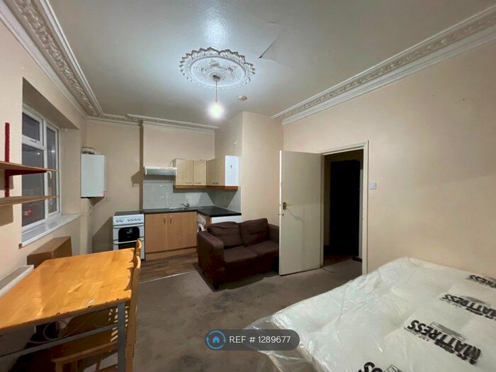 1 Bedroom Flat To Rent In West Green Road, London N15