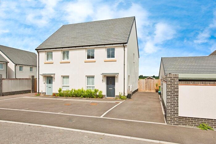 2 Bedroom Semi-Detached House For Sale In Hornbeam Vale, Ilchester, Yeovil, BA22