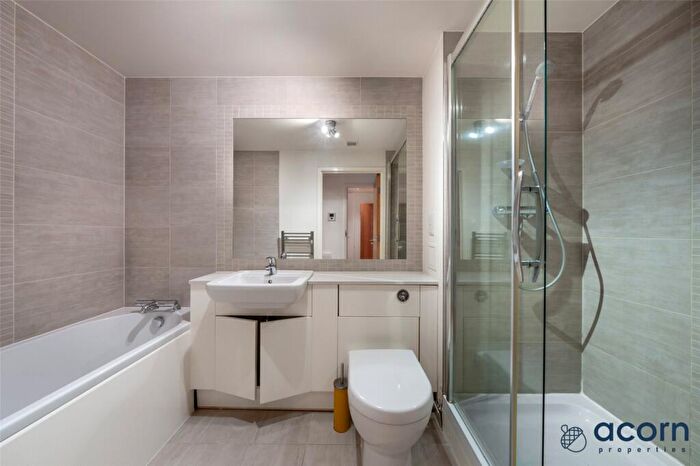1 Bedroom Apartment For Sale In Croft House, Heritage Avenue, London, NW9