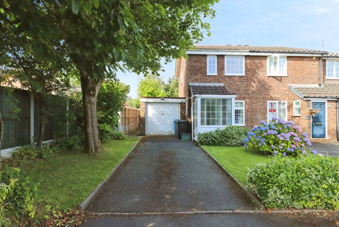 2 Bedroom Semi Detached House For Sale In Egelwin Close, Perton Wolverhampton, Staffordshire, WV6