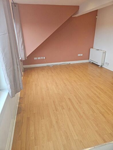 2 Bedroom Flat To Rent In Berwick Street, Liverpool, L6