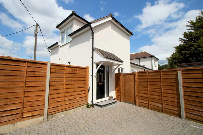 1 Bedroom Maisonette To Rent In Cavell Road, Billericay, CM11