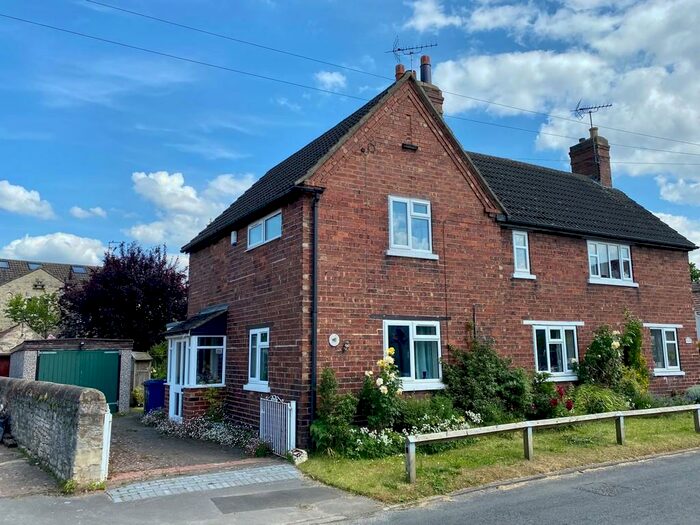 3 Bedroom Semi-Detached House For Sale In Main Street, Saxton, LS24