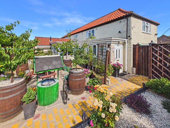 2 Bedroom Semi-Detached House For Sale In Castle Lane, Coningsby, LN4