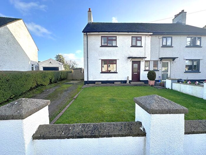 3 Bedroom Semi-Detached House For Sale In Wayne Close, Llanishen, Chepstow, Monmouthshire., NP16