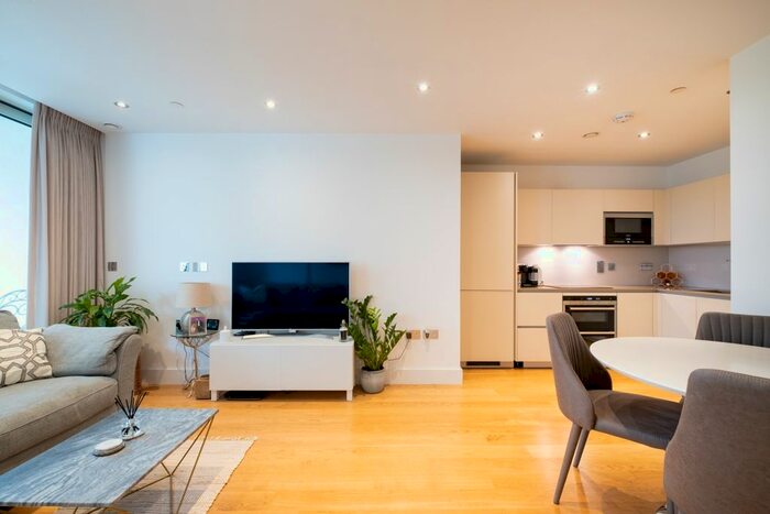 2 Bedroom Flat To Rent In Stamford Square, London, SW15