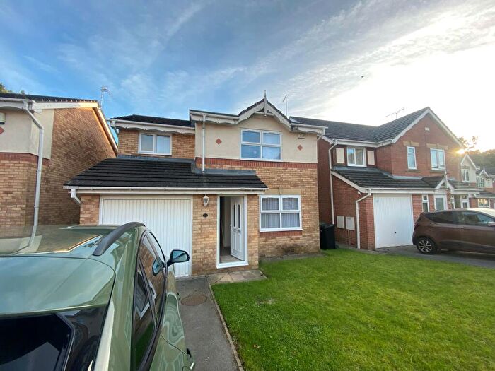 3 Bedroom House To Rent In Tall Trees, Leeds, LS17