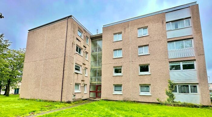 2 Bedroom Flat To Rent In Pembroke, Calderwood, East Kilbride, G74