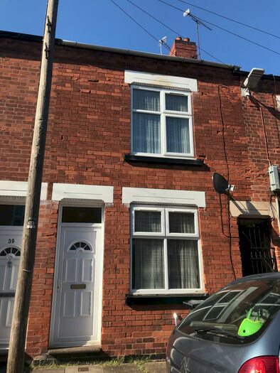 2 Bedroom House To Rent In Vaughan Street, Leicester, LE3