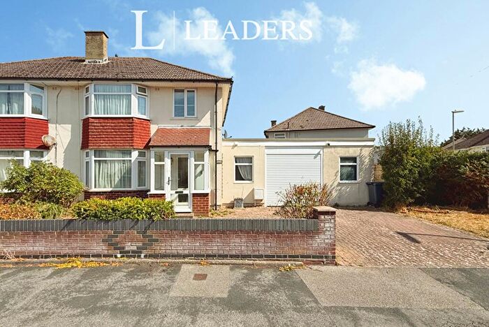 3 Bedroom Semi-Detached House For Sale In Beauchamp Avenue, Gosport, Hampshire, PO13