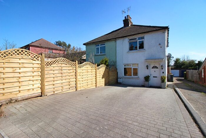 2 Bedroom Semi Detached House For Sale In Fen Pond Road, Ightham, TN15