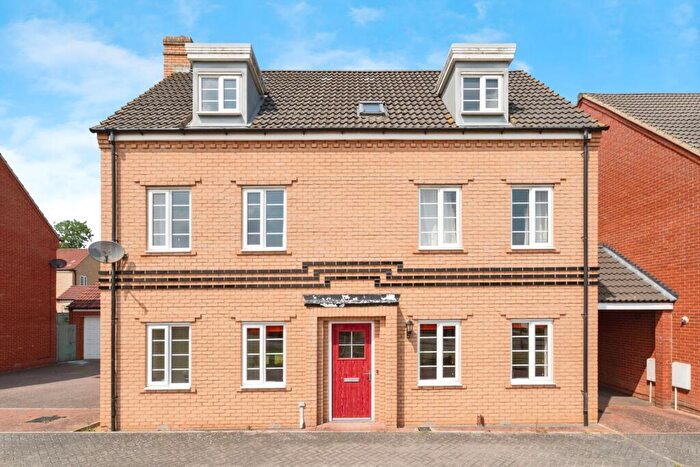 5 Bedroom Detached House For Sale In Knappers Way, Costessey, Norwich, Norfolk, NR8