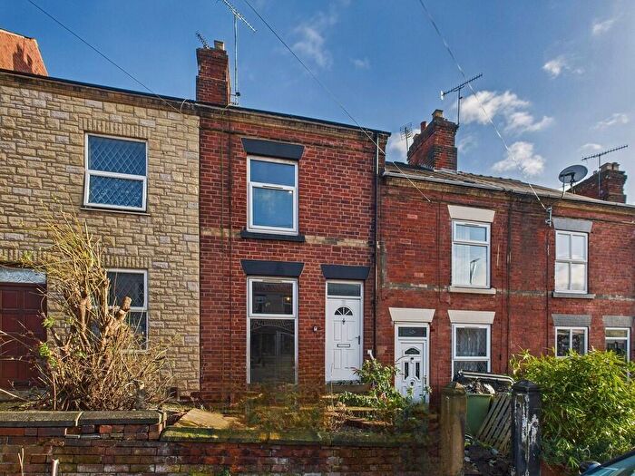 3 Bedroom Terraced House For Sale In Rutland Road, Chesterfield, Derbyshire, S40