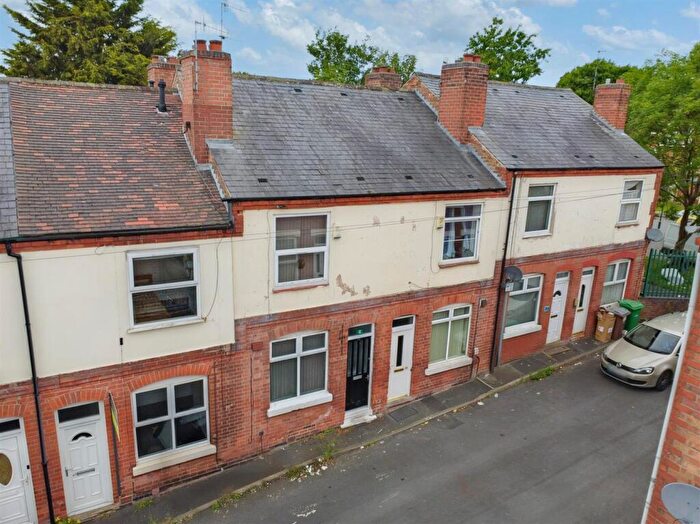 2 Bedroom Terraced House For Sale In St. Pauls Terrace, Nottingham, NG7