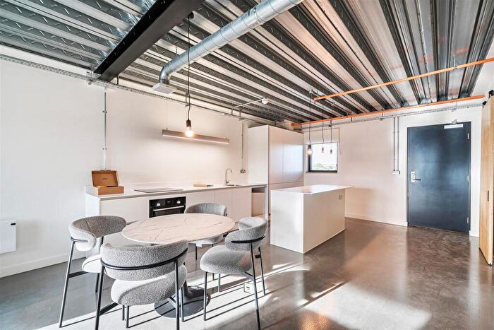 2 Bedroom Apartment To Rent In District Lofts, Climate Innovation District, LS9