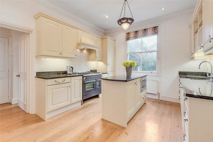 3 Bedroom End Terrace House To Rent In Marchmont Road, Richmond, TW10