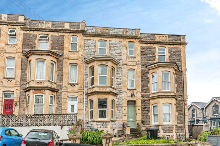 3 Bedroom Flat For Sale In All Saints Road, Weston-super-Mare, Somerset, BS23