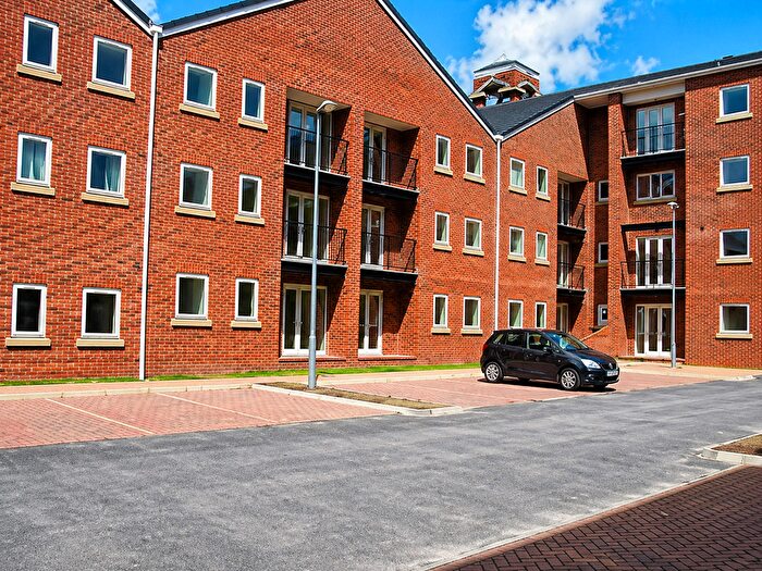 2 Bedroom Flat To Rent In Hessel Street, Salford, M50