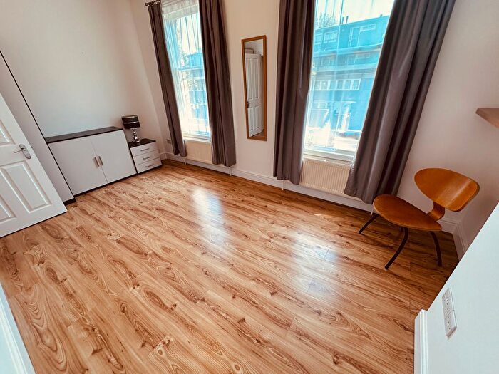 4 Bedroom Maisonette To Rent In St. John's Way, London, N19