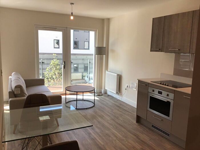 Apartment To Rent In Ocean Drive, Gillingham, ME7