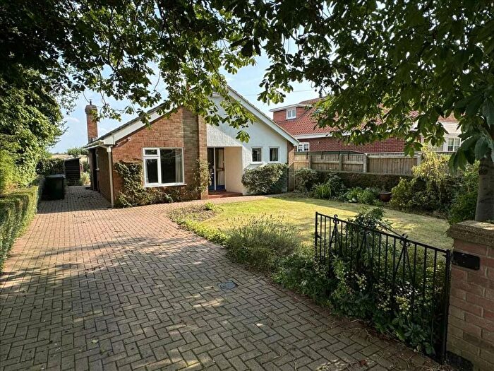 3 Bedroom Detached Bungalow For Sale In Station Road, North Thoresby, Grimsby, DN36