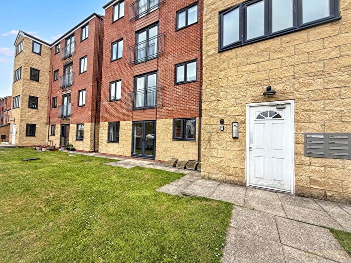 2 Bedroom Flat For Sale In St. Nicholas Way, Hebburn, NE31