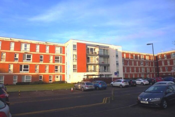2 Bedroom Flat To Rent In Hanson Park, Glasgow, G31