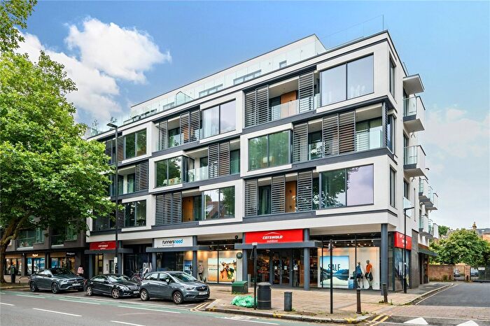 2 Bedroom Property To Rent In Chiswick High Road, Chiswick, London, W4