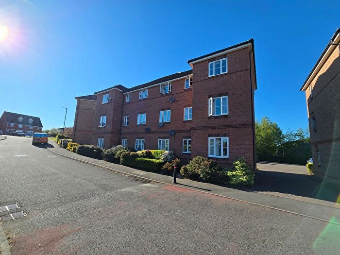 2 Bedroom Flat For Sale In Ashdown Grove, Walsall, WS2