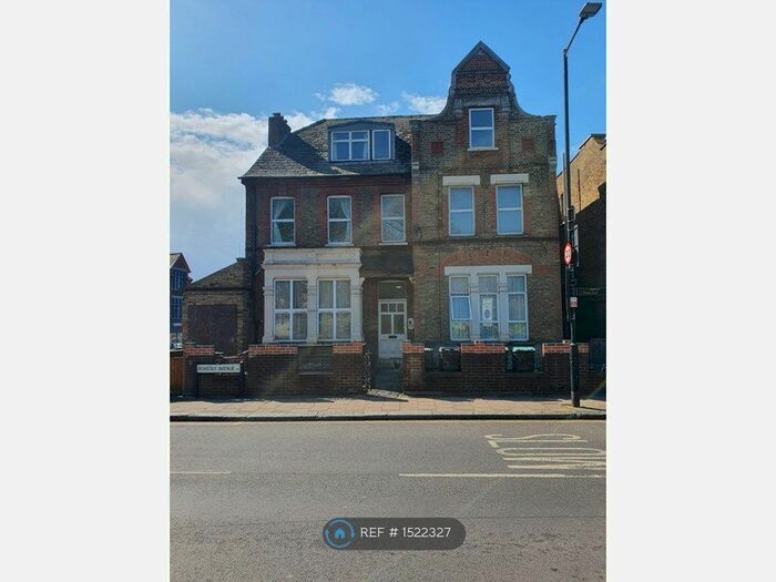 1 Bedroom Flat To Rent In Rokesly Avenue, London, N8