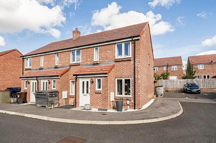 2 Bedroom End Of Terrace House For Sale In Arcaro Road, Andover, SP11