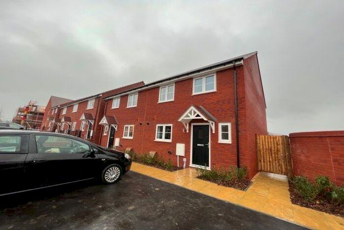 3 Bedroom Property To Rent In Cyril Cowley Close, Stonehouse, GL10