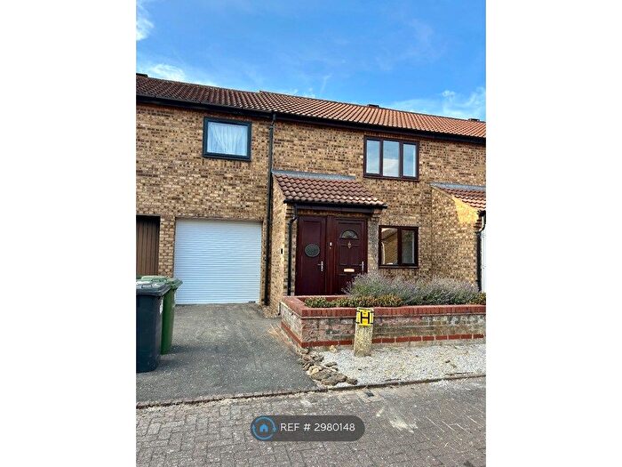 2 Bedroom Semi-Detached House To Rent In Linnet, Peterborough, PE2